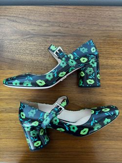 Prada Black Patent Floral Print Mary Jane Block Heel Pumps 36.5 NWOB