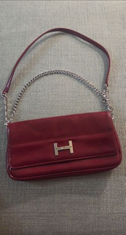 Tommy Hilfiger Burgundy Shoulder Bag with Chain Strap