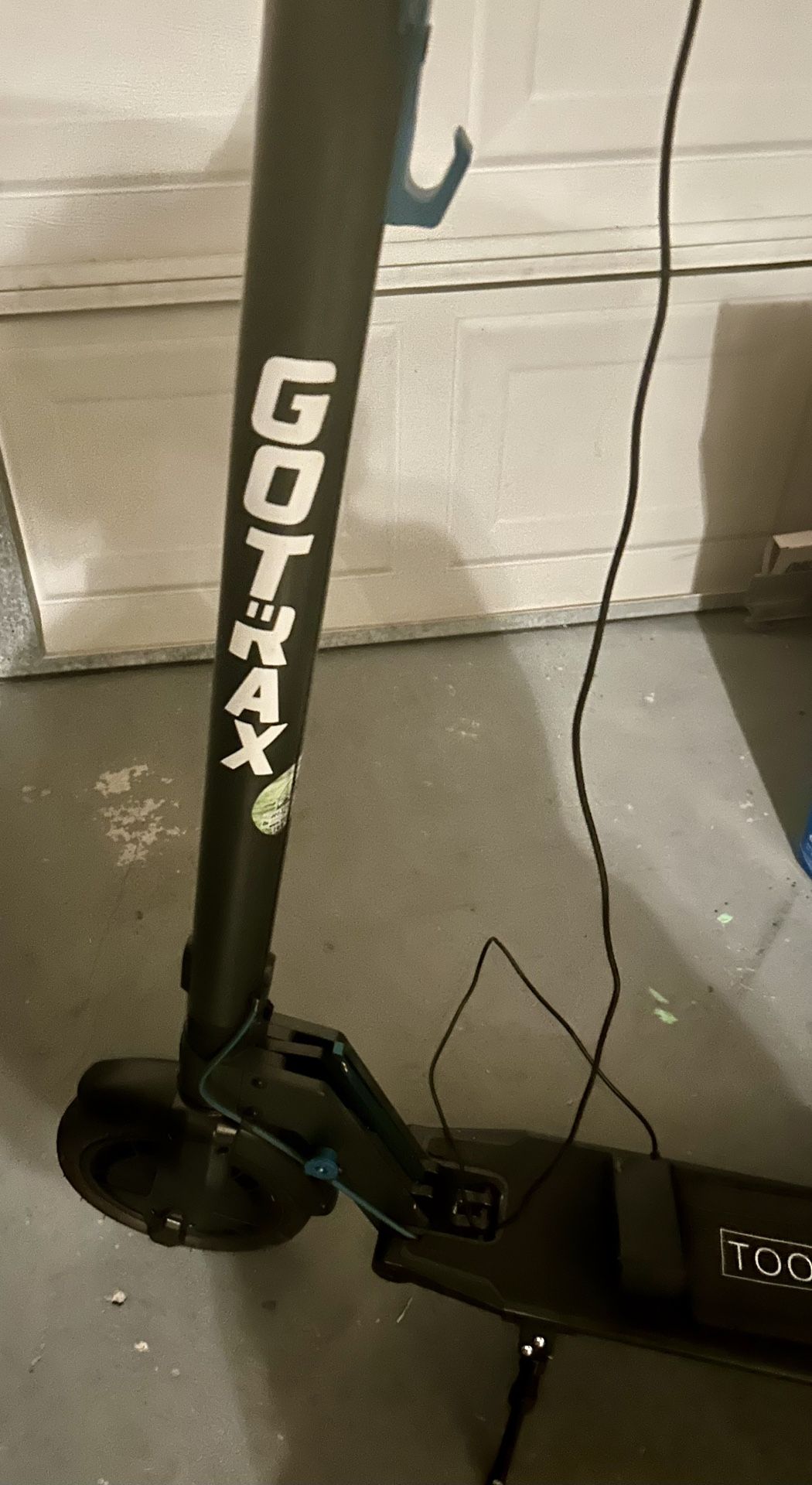 GOTRAX RIVAL ELECTRIC SCOOTER