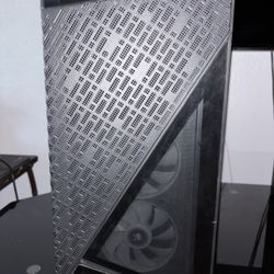 iBUYPOWER Gaming PC – i5-13600KF + RTX 4060 8GB + 16GB DDR5 RGB – 1TB NVMe