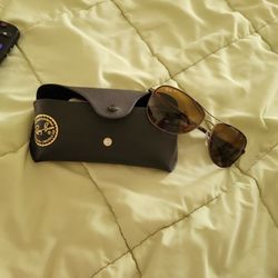 Almost Brand New Ray -Ban Sunglasses. Comes With case& Instruction Packet.  