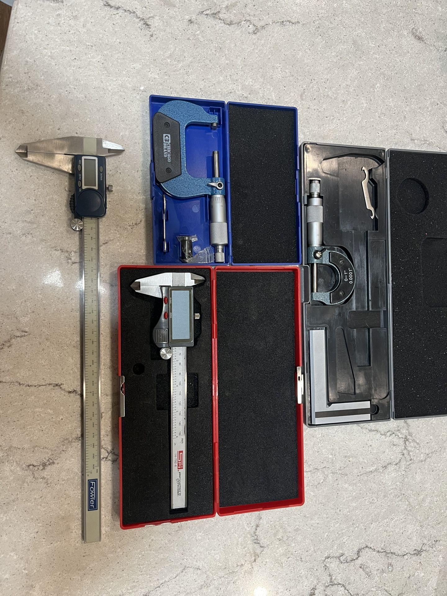 Calipers/ Micrometers
