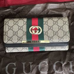 Gucci Wallet 