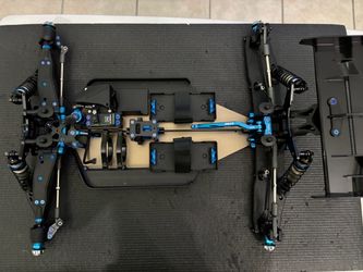 team associated 1/8 rc8t4e truggy