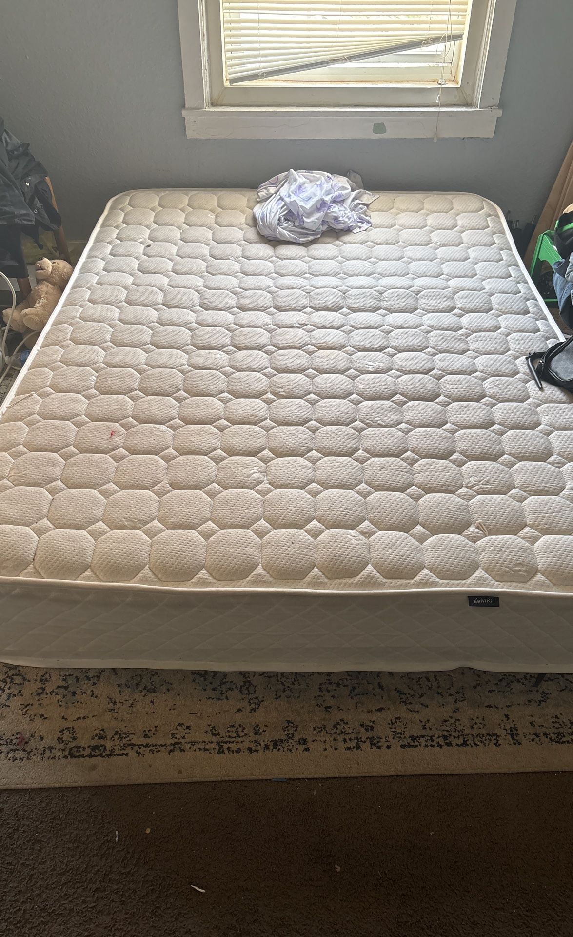 Queen Size Bed Still New