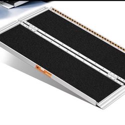 4’ Portable Wheelchair Ramp. List Price $135.