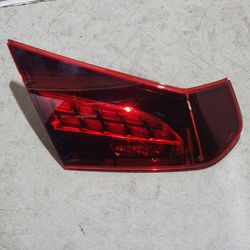 2021-2023 Mercedes Benz E-class Inner Taillight LED Right Passenger RH Side OEM # RGL-336W11-UC-0 .