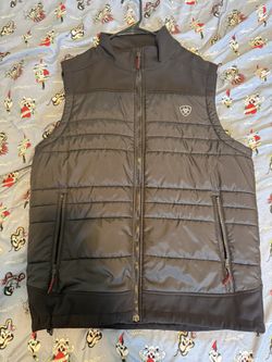 ariat vest