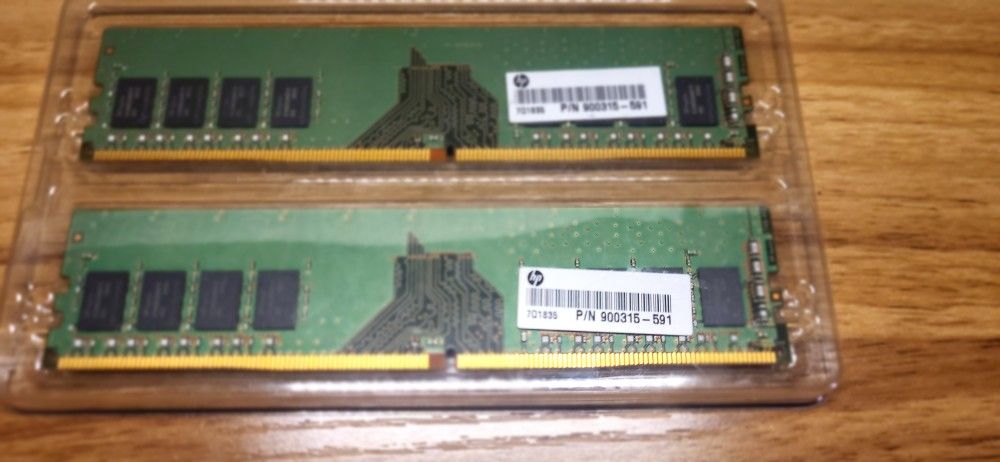 2X8 GB DDR4 RAM