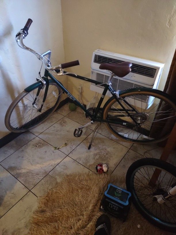 Forrest Green Public 7 Speed Cruiser 