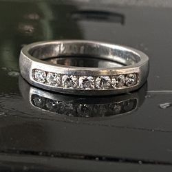 Hearts On Fire - 950 Platinum diamond band