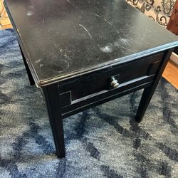 Solid wood Side / End table with drawer