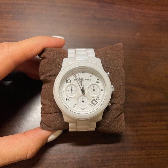 Michael Kors Ceramic White Watch MK5161