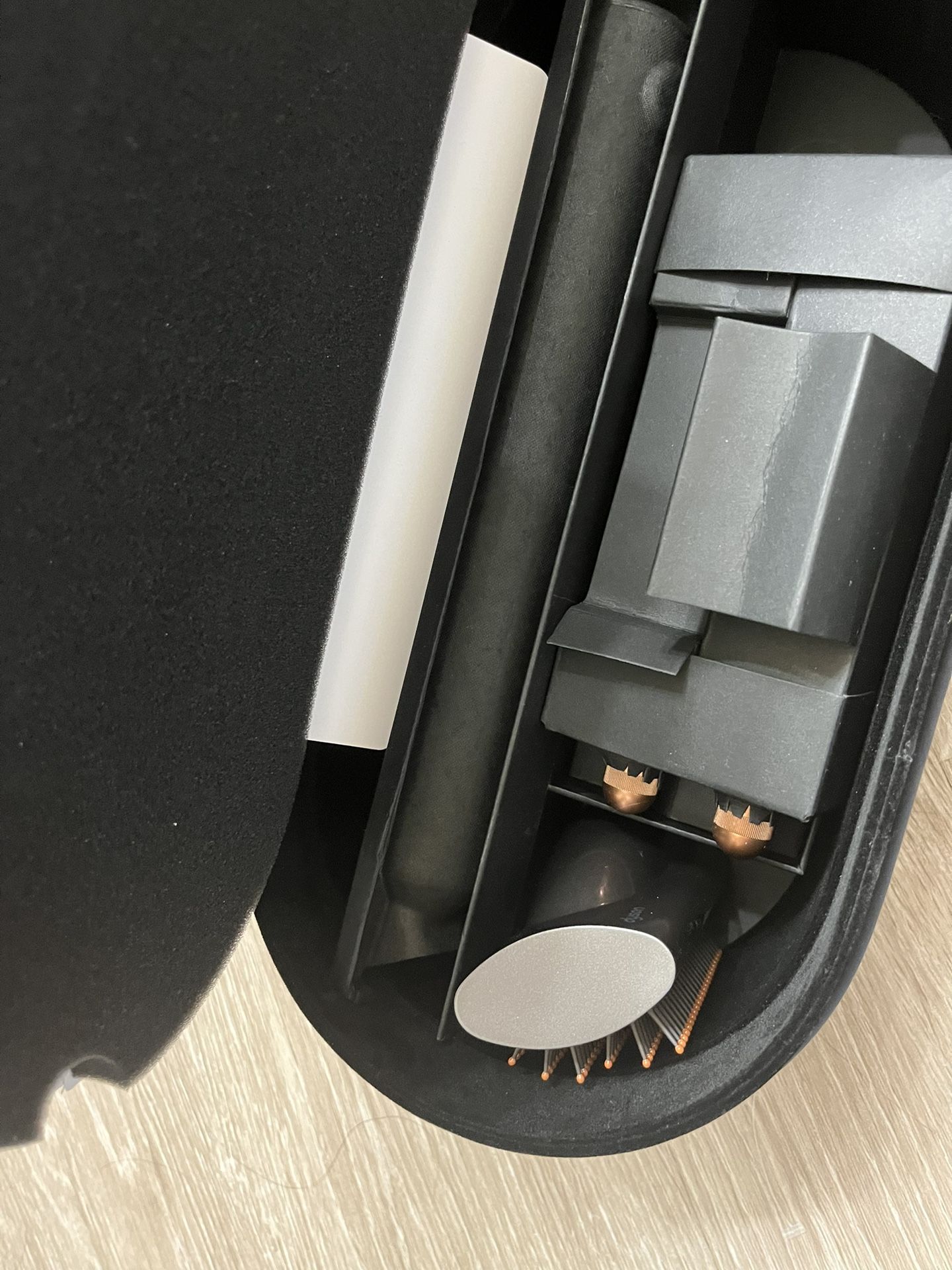 Dyson Air Wrap 