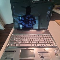 HP Lap Top Dv7 1016 Nr Proffesional..New Battery Installed..