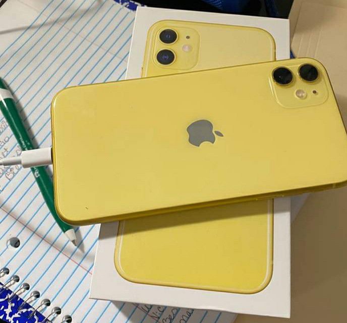 Apple iPhone 11 yellow 64gb new