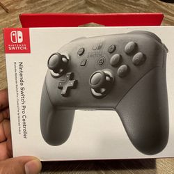 Nintendo Switch Pro Controller 