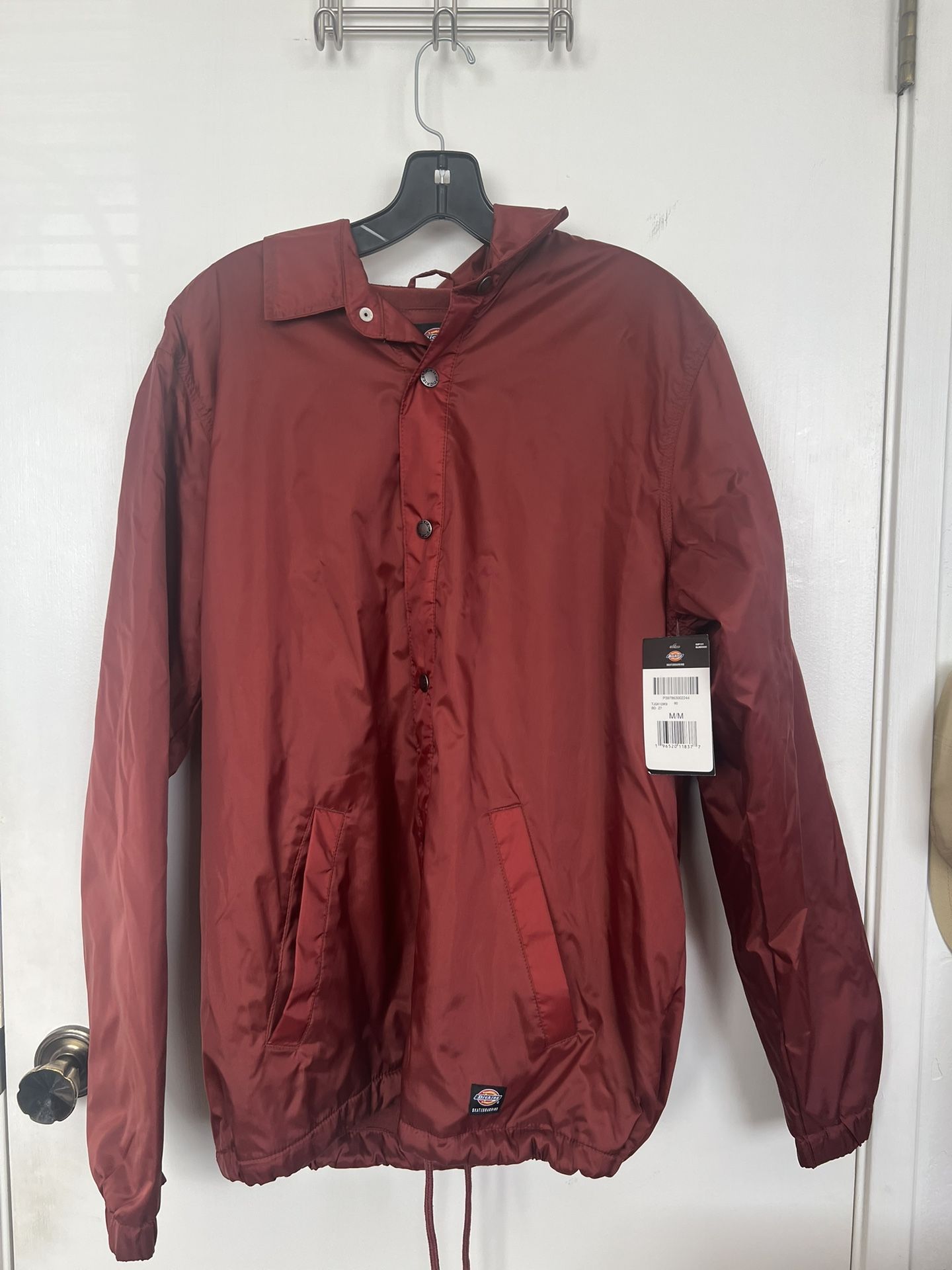 NWT Red Dickies Men’s M Jacket