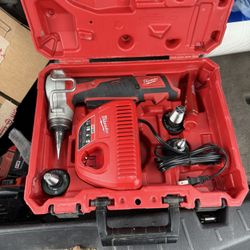 M12 Milwaukee PEX Tool