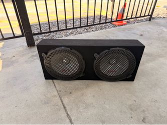 Cajon y subwoofer
