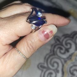 BLUE SAPPHIRE RING SIZE 8