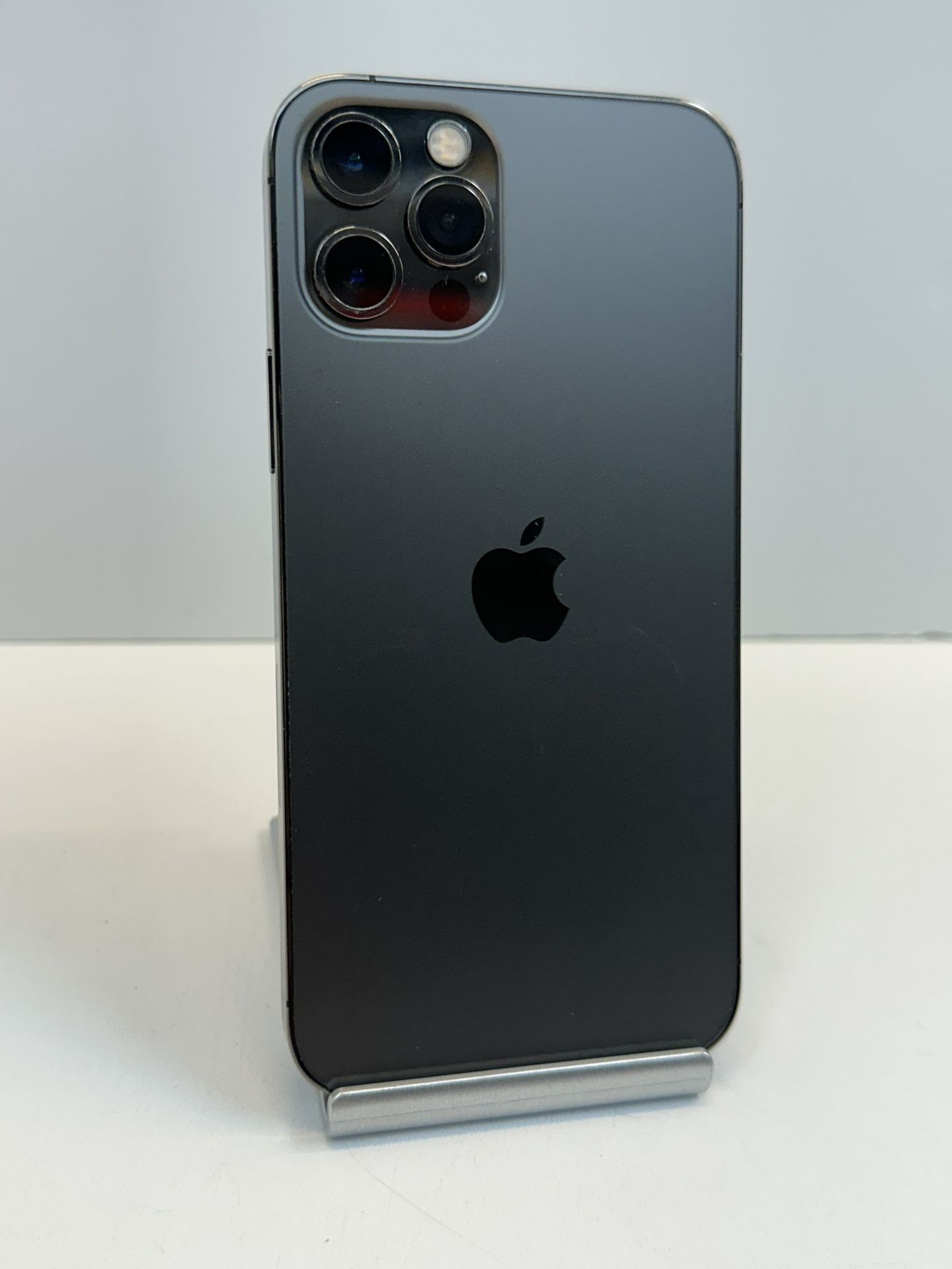 Apple iPhone 12 PRO 512gb. ( Fully Unlocked Device )