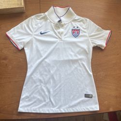 Womens Size Medium US jersey