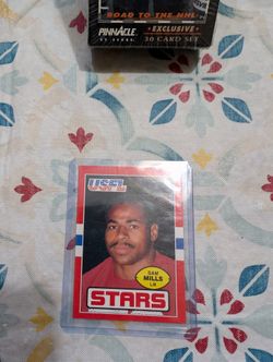 1985 Rookie Sam Mills Card 19.    (676)