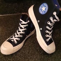Converse Platform womens 7 Great Condition
