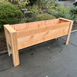 Elevated Cedar Planter Box 