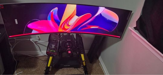 Haptic Fanatec Racing Sim with OLED 49” Samsung Monitor