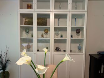 Set of 4 Decorative Art Glass Goblets – Hand-Blown Display Collection