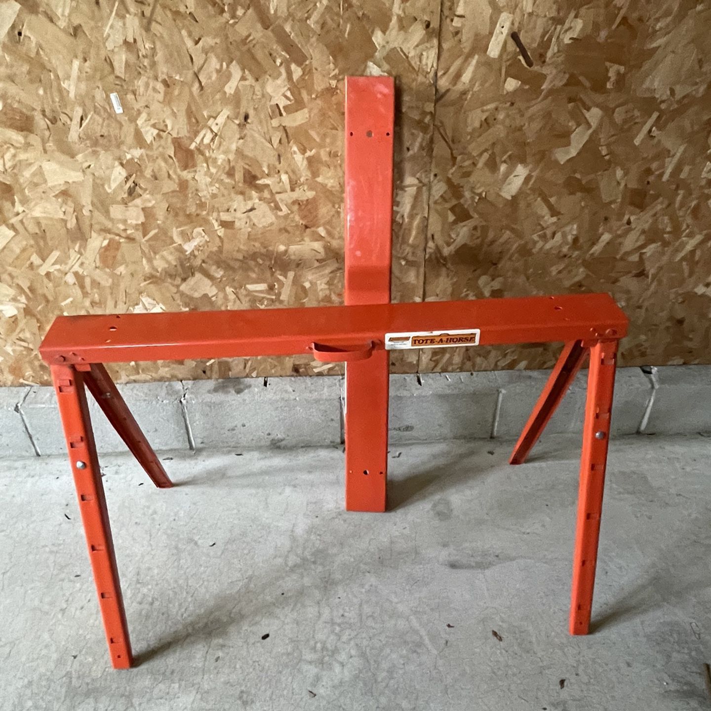 Fulton TS-501 Tote-A-Horse Adjustable 25” To 42” Tall Sawhorse Pair