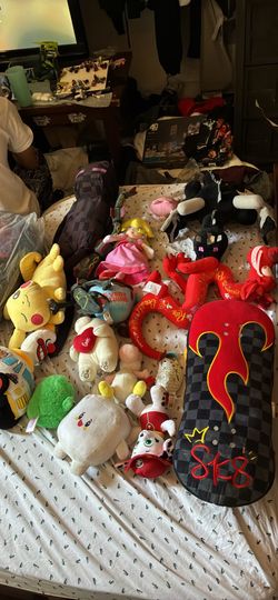 Selling Childhood Plushy’s