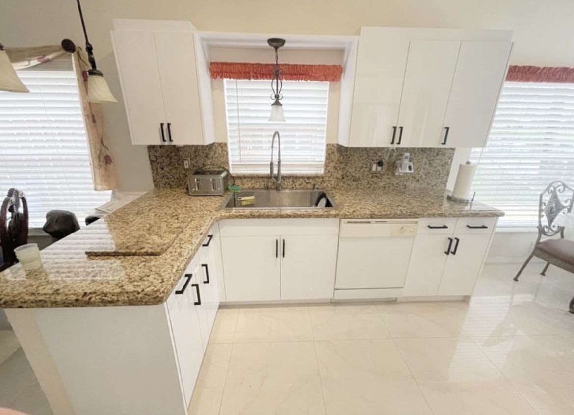 Kitchen for Sale in Hialeah Gardens, FL OfferUp