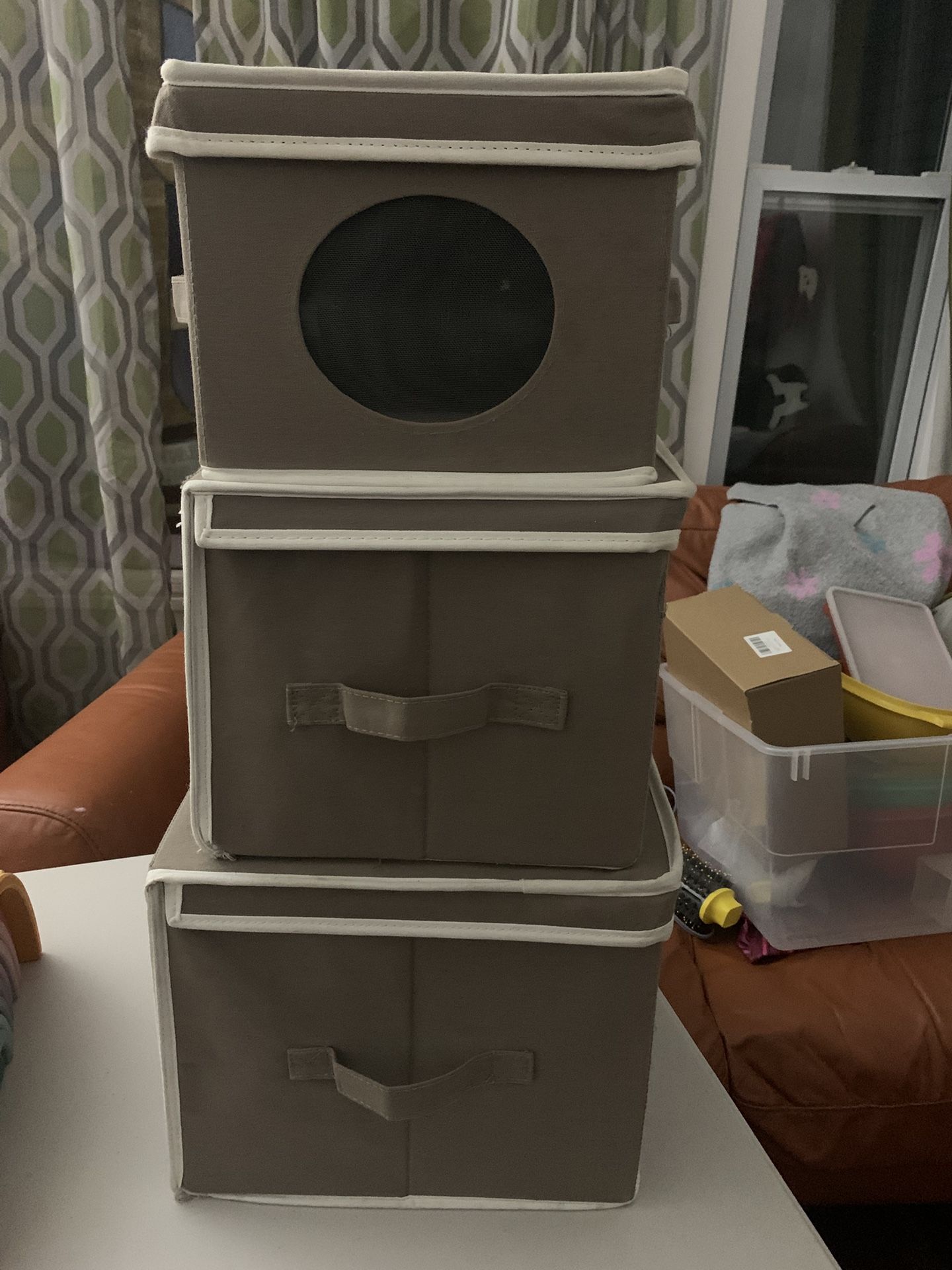 3 Storage Totes 