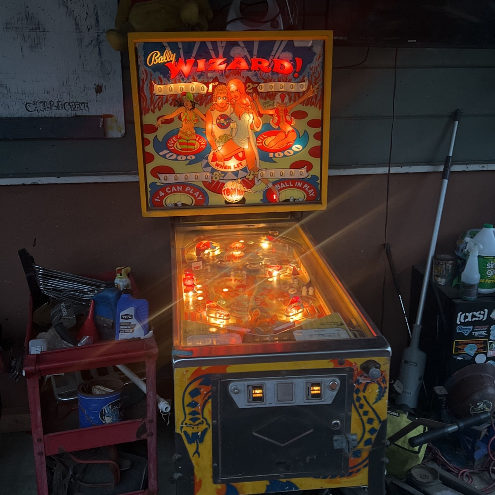 Bally wizard pinball Machine