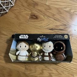 Star Wars collectables/toys