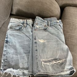 Woman Shorts Size 6 BUNDLE