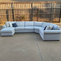 Couch Sectional 