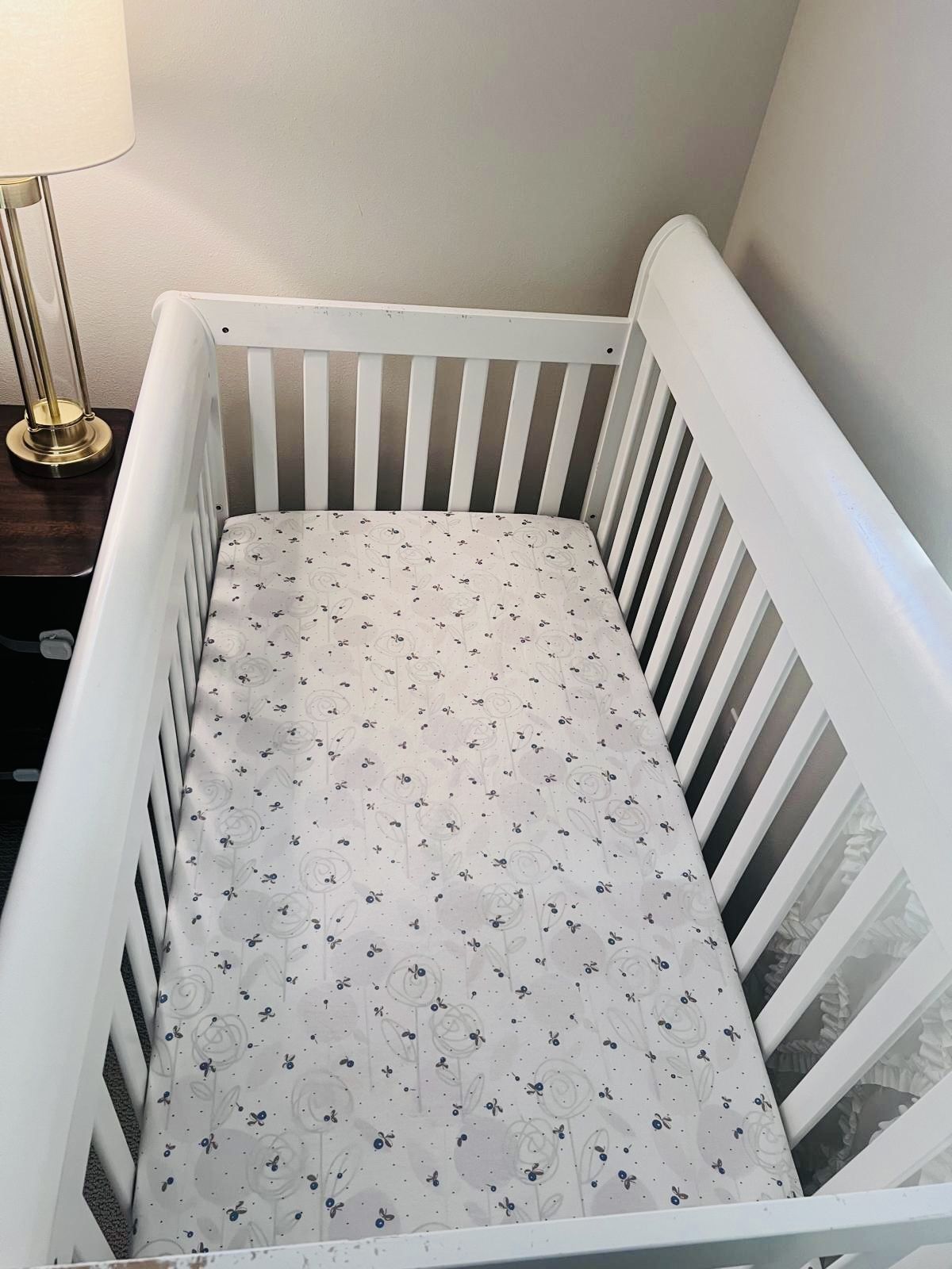 Crib & Mattress 