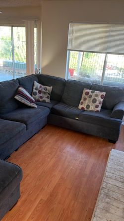 U shaped coach sectional