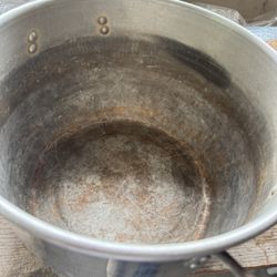 large stock pot
