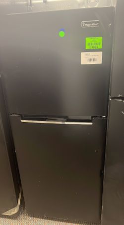 Magic Chef HMDRBE 10.1 cu. ft. Top Freezer Refrigerator