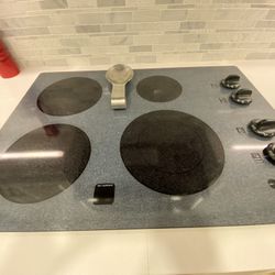 Appliances For Sale  Bosh Dishwasher, GE Profile Oven Kenmore Glass Range And Kenmore Microwave 