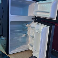 New Walmart Refrigerator 
