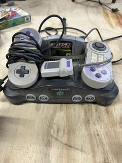 Nintendo 64 Console + Controllers + Game – Powers On