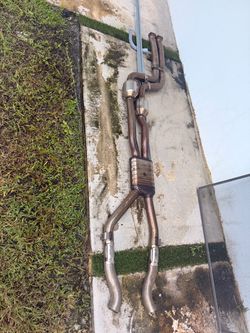 Stainless Steel Exhaust Header and Y-Pipe Assembly