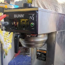 Bunn Coffee Industrial Business Brewer. WORKS GREAT!