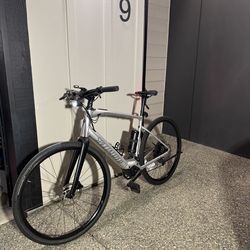 2023 Specialized Turbo Vado SL 5.0  w/ range extender